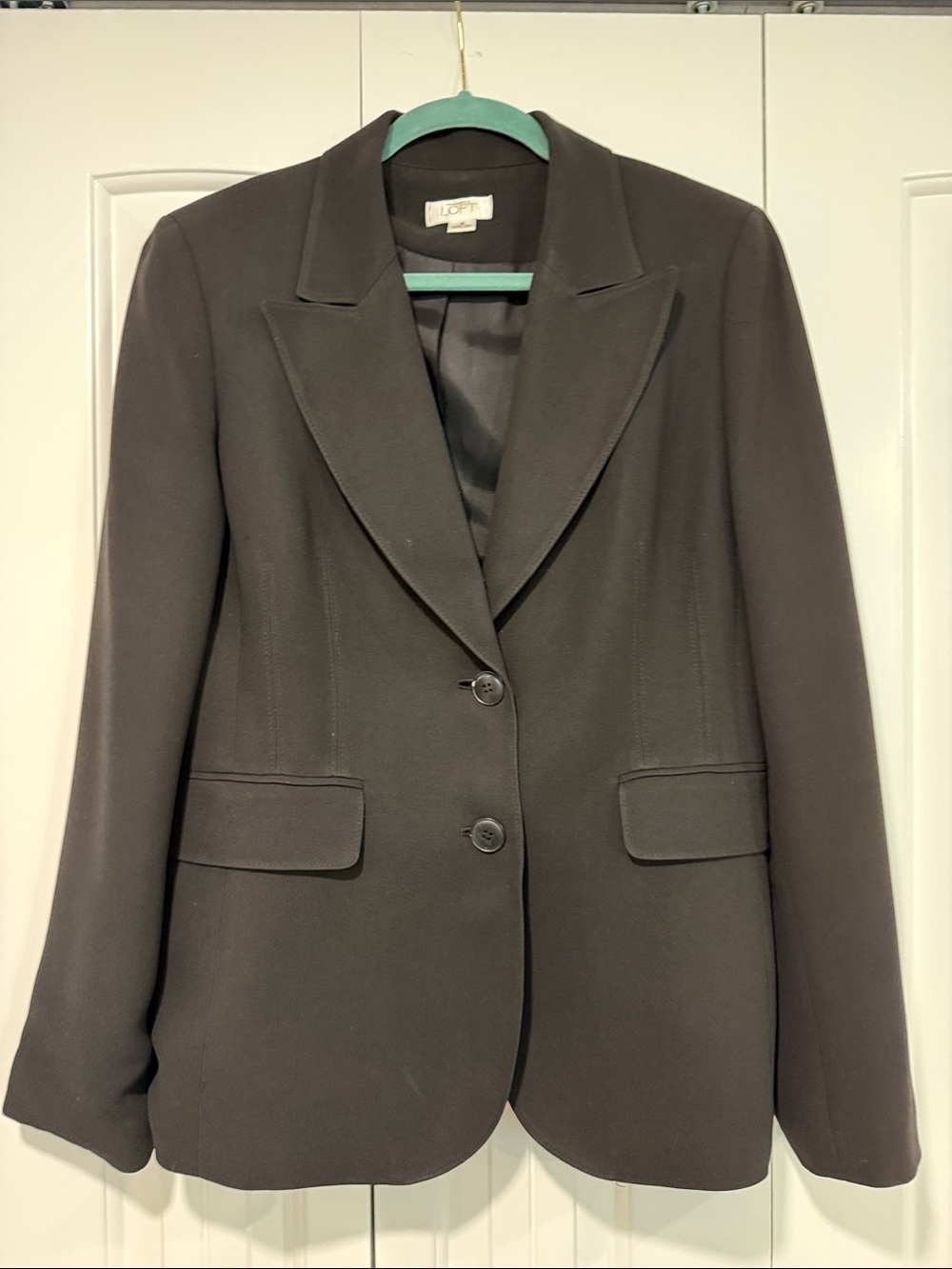 LOFT Black Classic Notch-Lapel Blazer